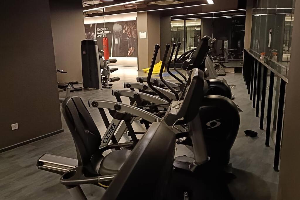 Cozy Flexus Signature 4 Guests Pool Nflix Hbo Kuala Lumpur Ngoại thất bức ảnh